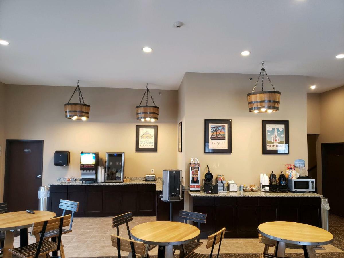 Cobblestone Inn & Suites - Manning Exterior foto